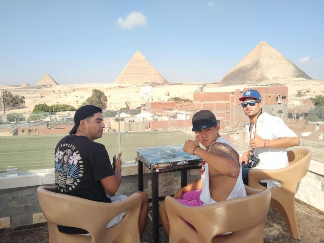 Pyramids Magic View Inn Kairo Bagian luar foto